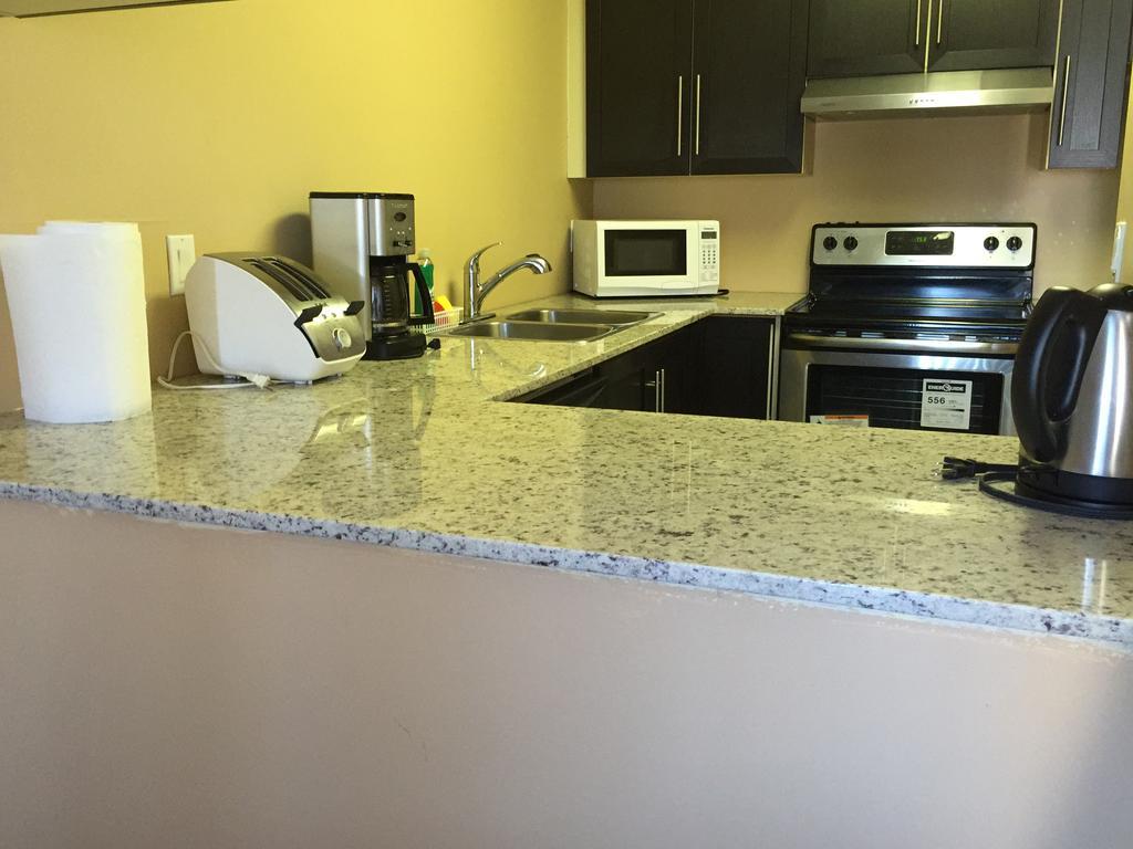 Olympic Suites Calgary Bagian luar foto