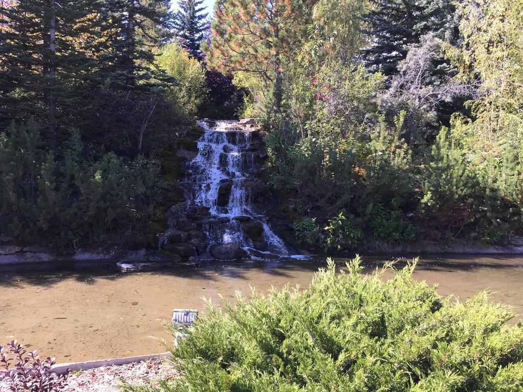 Olympic Suites Calgary Bagian luar foto