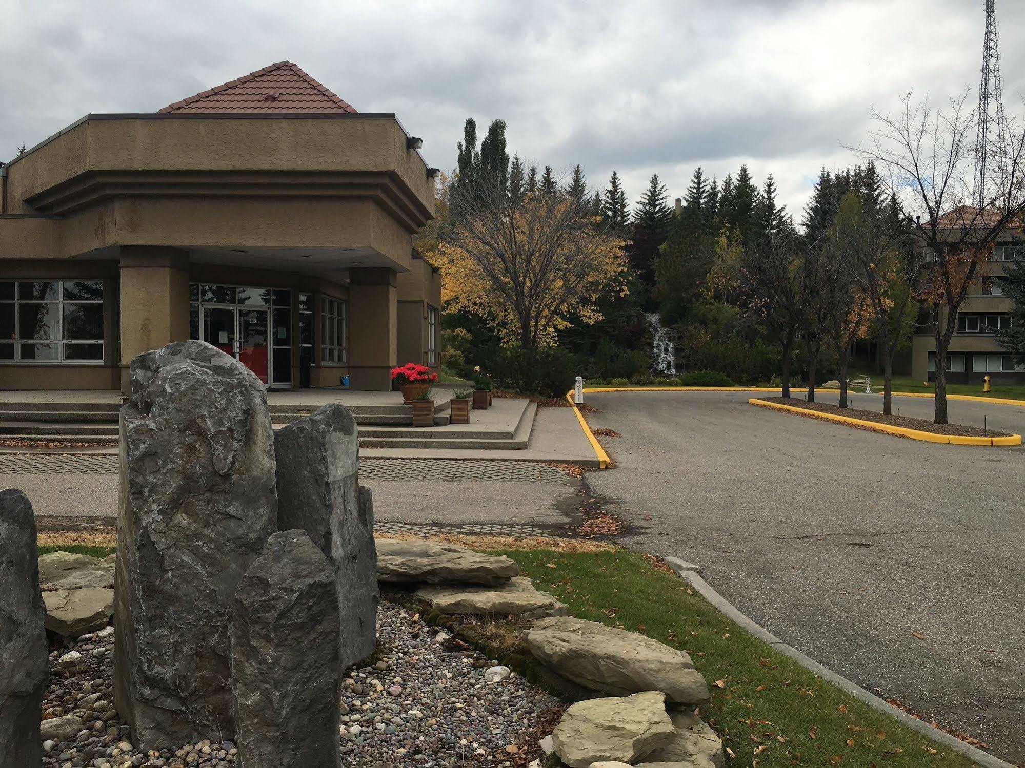 Olympic Suites Calgary Bagian luar foto