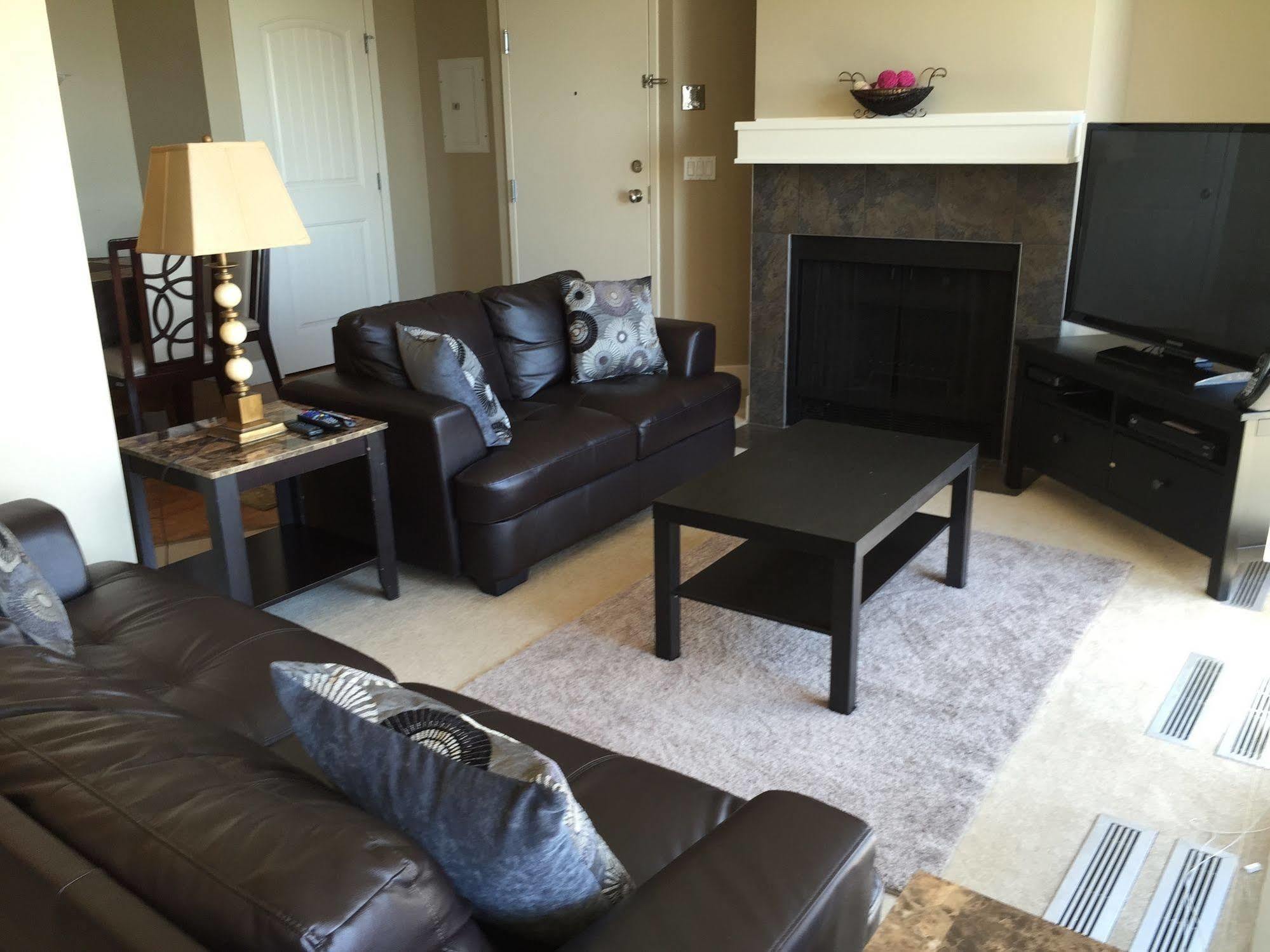 Olympic Suites Calgary Bagian luar foto