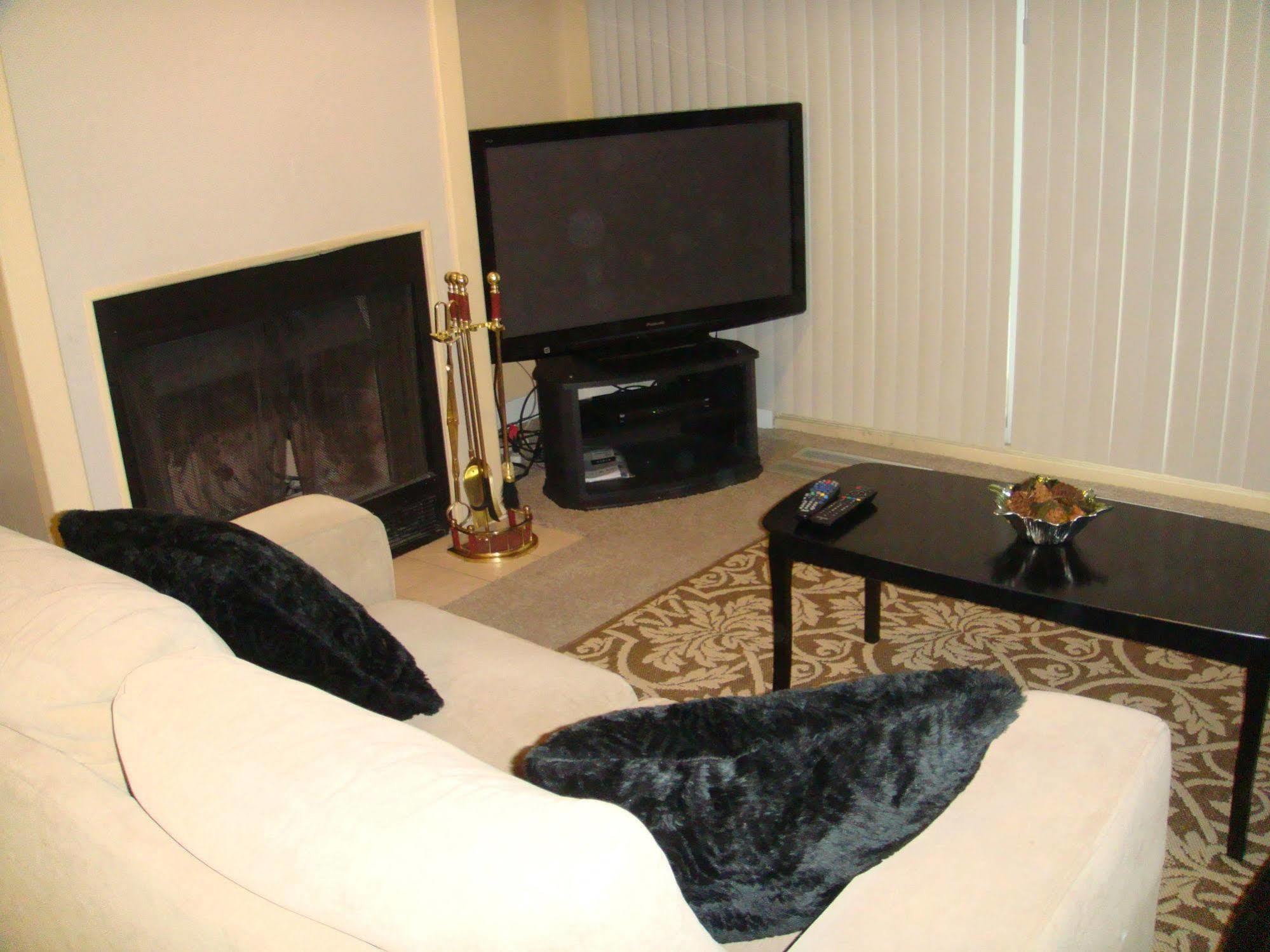 Olympic Suites Calgary Bagian luar foto