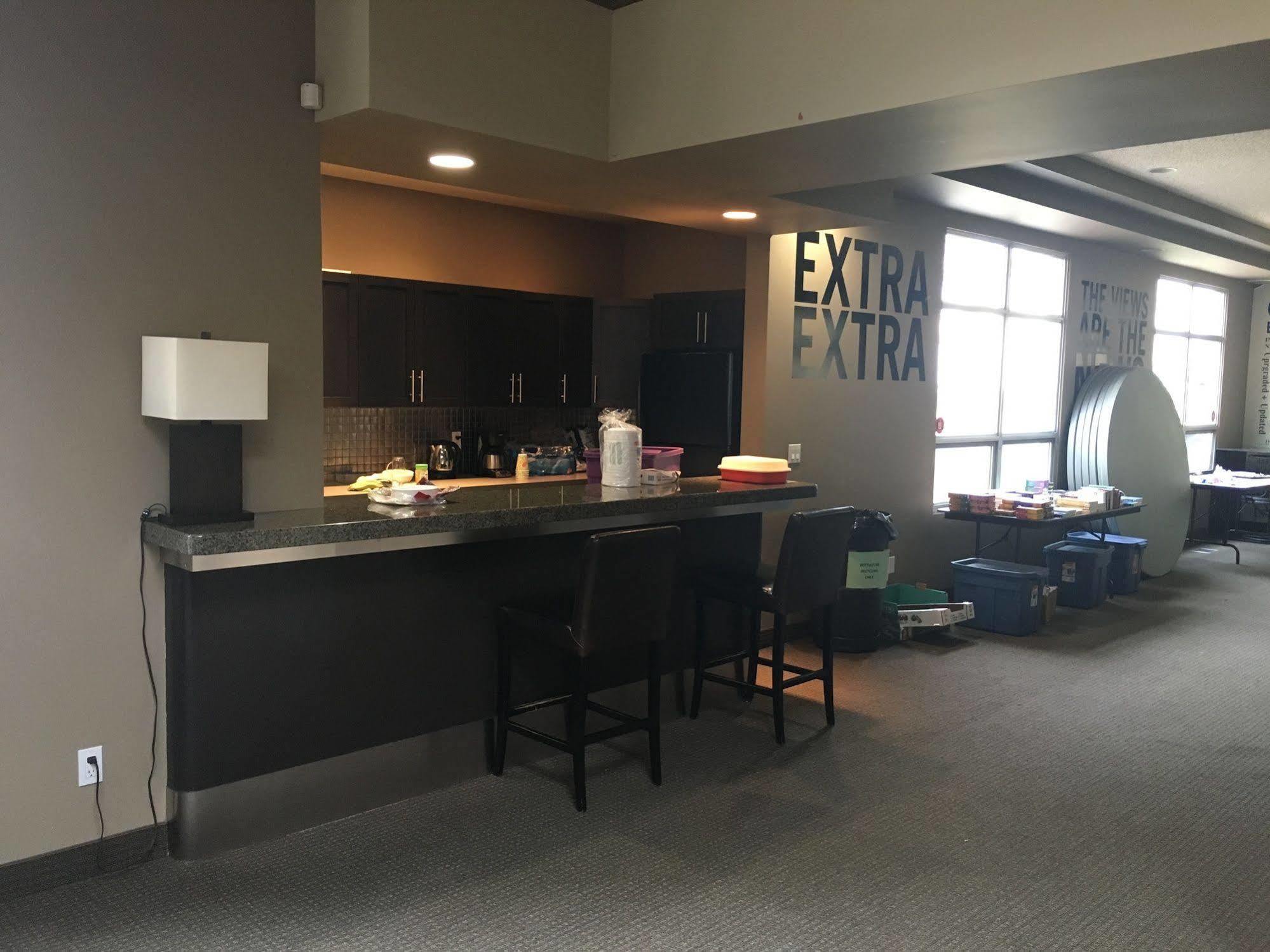 Olympic Suites Calgary Bagian luar foto