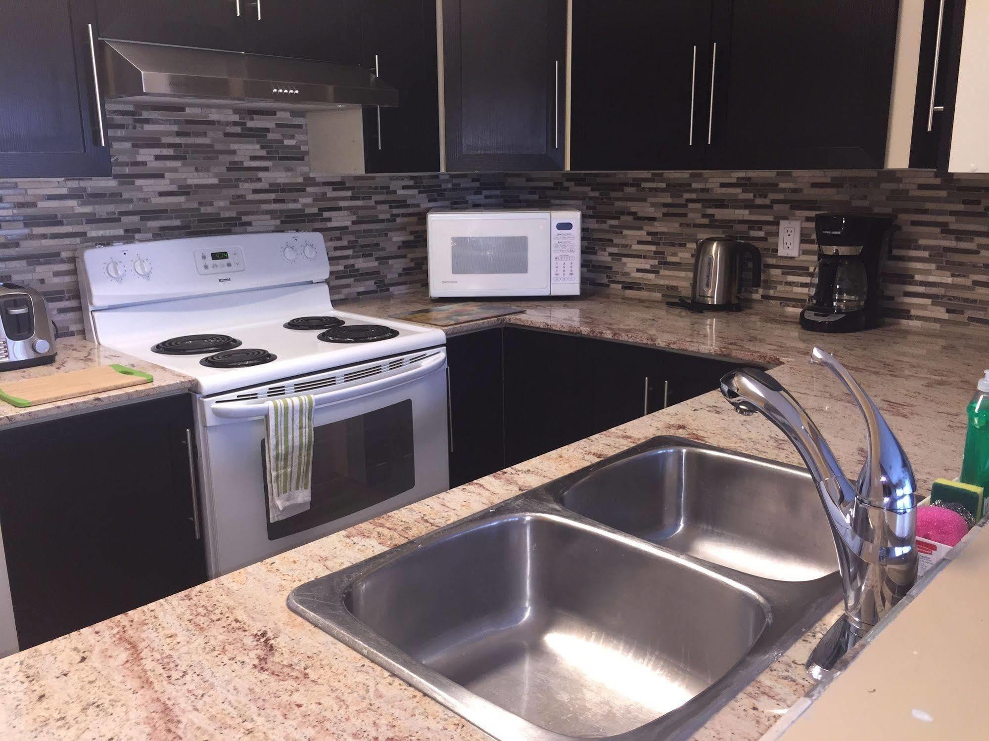 Olympic Suites Calgary Bagian luar foto