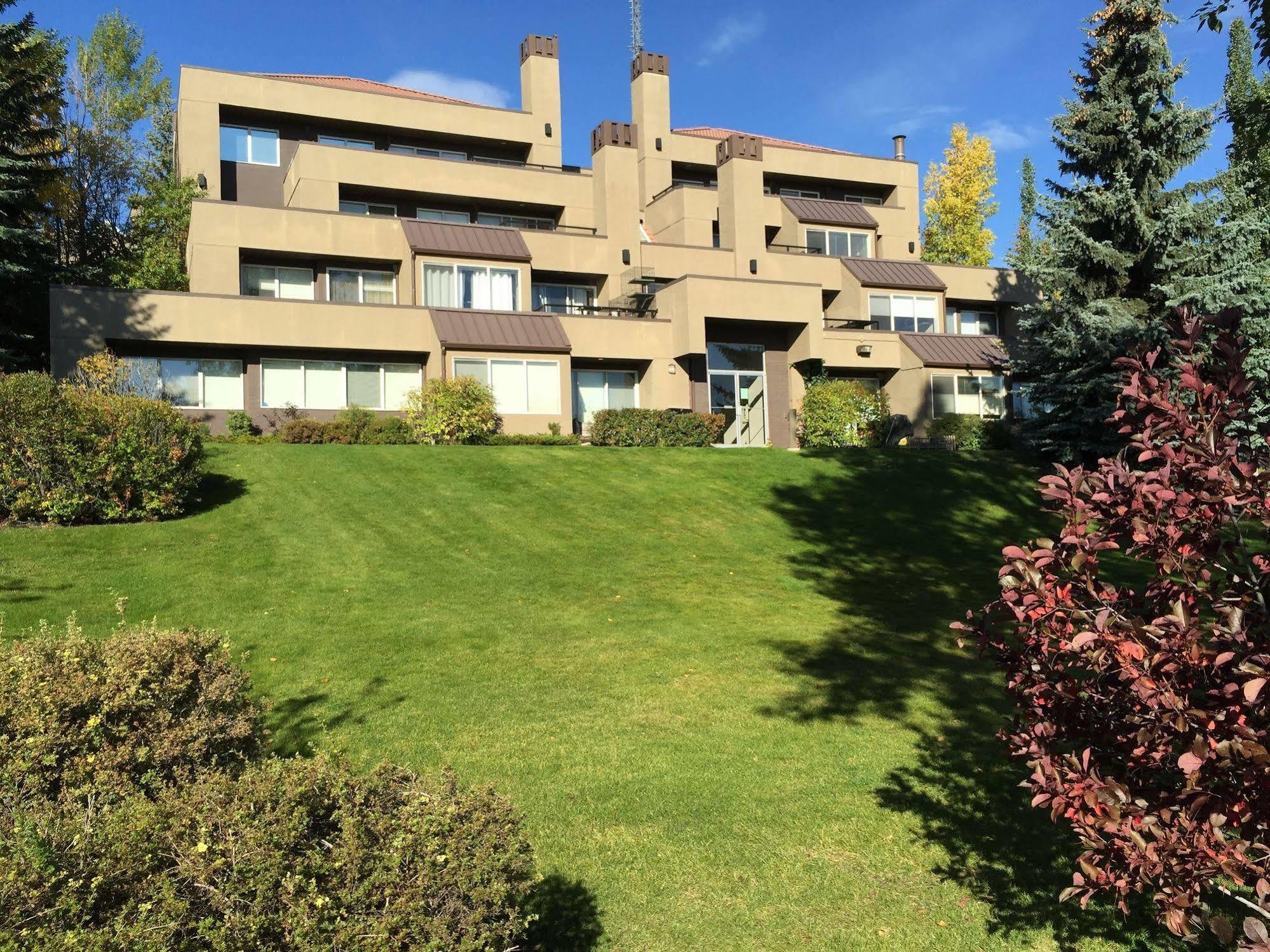Olympic Suites Calgary Bagian luar foto