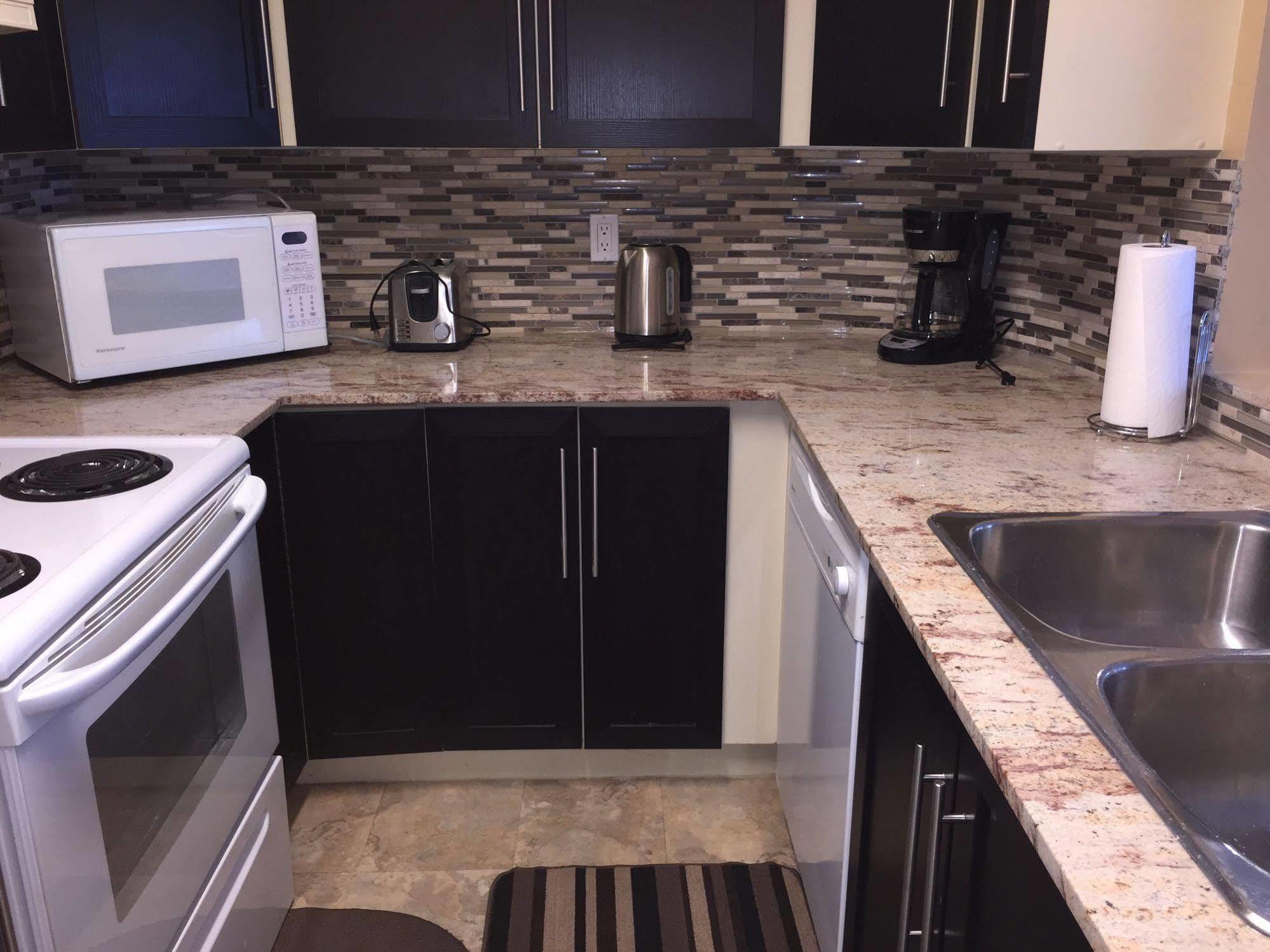 Olympic Suites Calgary Bagian luar foto