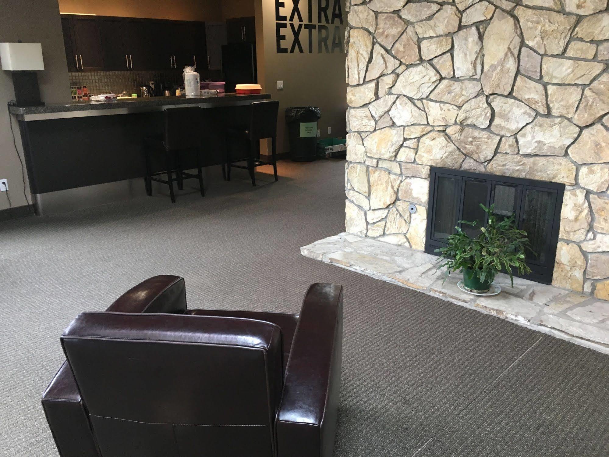 Olympic Suites Calgary Bagian luar foto